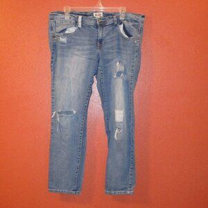 MUDD Jeans Woman Size 15 Distressed Pockets Outdoor Travel Denim Blue Jeans